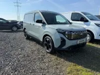Neu Ford Transit Courier Limited 100 kW (136 PS) 2026 Grau Van
