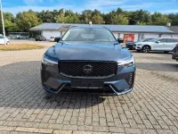 Second-hand Volvo XC60 184 CP (135 kW) 2025 SUV