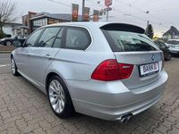 Second-hand BMW 330 245 CP (180 kW) 2011 Argintiu Break
