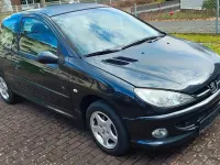 Używany Peugeot 206 75 KM (55 kW) 2006 Czarny Sedan/Limuzyna
