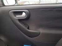 Gebraucht Opel Corsa Sport 75 PS (55 kW) 2004 Silber Limousine