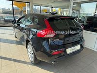 Gebraucht Volvo V40 You! 150 PS (110 kW) 2016 Schwarz Limousine