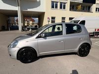 Gebraucht Toyota Yaris 87 PS (63 kW) 2003 Silber Limousine