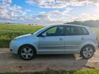 Gebraucht VW Polo 64 PS (47 kW) 2009 Silber Kleinwagen