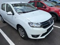 Gebraucht Dacia Sandero Lauréate 90 PS (66 kW) 2015 Weiß Limousine