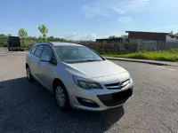 Gebraucht Opel Astra Selection 110 PS (80 kW) 2015 Silber Kombi