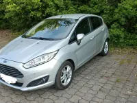 Gebraucht Ford Fiesta 100 PS (73 kW) 2015 Grau Kleinwagen