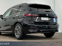 Gebraucht BMW 220 Active Tourer Efficient Dynamics 170 PS (125 kW) 2025 Saphirschwarz metallic Van / Kleinbus