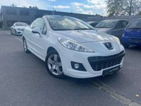 gebraucht Peugeot 207 CC 1,6 HDI Allure*LEDER*