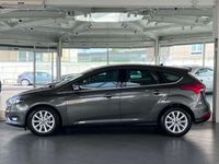 gebraucht Ford Focus 1.0 EcoBoost Titanium |1-HAND | TEMPOMAT|