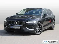 Używany Volvo V60 Core 398 KM (292 kW) 2023 Czarny Kombi