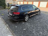 Gebraucht VW Passat 190 PS (139 kW) 2019 Schwarz Kombi