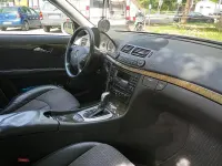 Gebraucht Mercedes E240 177 PS (130 kW) 2005 Silber Limousine