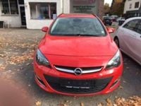 Gebraucht Opel Astra Innovation 140 PS (102 kW) 2013 Rot Kombi