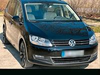 Second-hand VW Sharan 170 CP (125 kW) 2011 Negru Monovolum