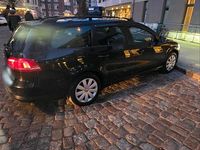 Gebraucht VW Passat 122 PS (89 kW) 2011 Schwarz Kombi