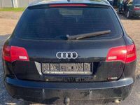 Gebraucht Audi A6 232 PS (170 kW) 2006 Phantomschwarz perleffekt Kombi