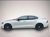 Gebraucht Volvo S60 Ultimate 250 PS (183 kW) 2023 Manufacturer Limousine