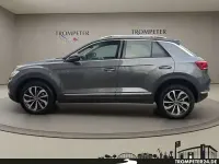 Second-hand VW T-Roc Style 150 CP (110 kW) 2022 Gri SUV