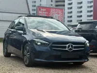 Gebraucht Mercedes B180 136 PS (100 kW) 2021 Blau Kleinwagen