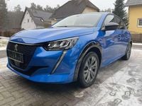 Gebraucht Peugeot 208 Allure 100 kW (136 PS) 2023 Blau Kleinwagen