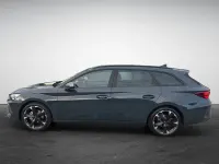 Neu Cupra Leon 150 PS (110 kW) 2026 Blau Limousine