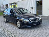 Gebraucht Mercedes E200 Elegance 136 PS (100 kW) 2015 Schwarz Limousine