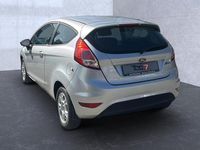 Gebraucht Ford Fiesta Celebration 60 PS (44 kW) 2017 Silber Limousine