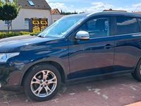 Gebraucht Mitsubishi Outlander 150 PS (110 kW) 2015 Blau SUV