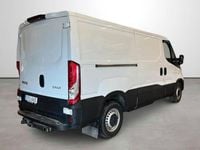 Occasion Iveco Daily 116 ch (85 kW) 2022 Blanc Monospace