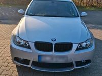 Gebraucht BMW 318 129 PS (94 kW) 2007 Silber Limousine