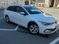Gebraucht VW Golf VIII 150 PS (110 kW) 2021 Weiß Kombi