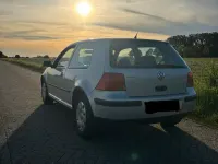 Gebraucht VW Golf IV 91 PS (66 kW) 2001 Silber Kleinwagen