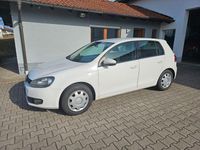 Gebraucht VW Golf VI Trendline 86 PS (63 kW) 2011 Weiß Kleinwagen