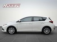 Gebraucht Toyota Auris Cool 99 PS (72 kW) 2016 Schneeweiß Limousine