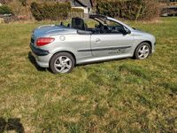 Gebraucht Peugeot 206 109 PS (80 kW) 2002 Silber Cabrio