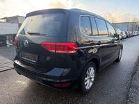 Gebraucht VW Touran Highline 150 PS (110 kW) 2018 Schwarz Van / Kleinbus