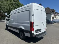 Gebraucht Mercedes Sprinter 80 kW (109 PS) 2024 Weiß Van