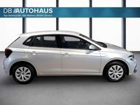Gebraucht VW Polo Life 95 PS (69 kW) 2023 Silber Kleinwagen