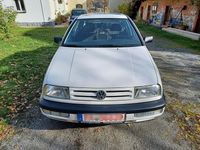 Gebraucht VW Vento 90 PS (66 kW) 1994 Weiß Limousine