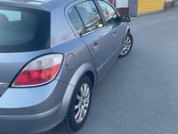 Gebraucht Opel Astra 125 PS (91 kW) 2005 Silber Kleinwagen