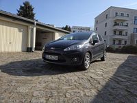 Gebraucht Ford Fiesta Titanium 95 PS (69 kW) 2012 Grau Kleinwagen