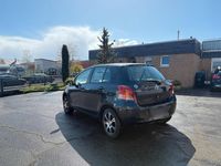 Gebraucht Toyota Yaris 69 PS (50 kW) 2009 Schwarz Kleinwagen