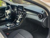 Gebraucht Mercedes C180 116 PS (85 kW) 2017 Weiß Kombi