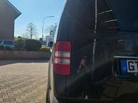 Gebraucht VW Caddy Maxi 102 PS (75 kW) 2011 Schwarz Van / Kleinbus
