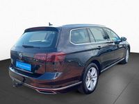 Gebraucht VW Passat Elegance 200 PS (147 kW) 2024 Schwarz Kombi