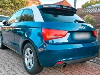 Gebraucht Audi A1 Competition 105 PS (77 kW) 2012 Blau Kleinwagen