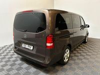 Gebraucht Mercedes V220 163 PS (119 kW) 2018 Braun Van / Kleinbus