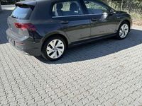 Gebraucht VW Golf VII Style 150 PS (110 kW) 2020 Grau Limousine