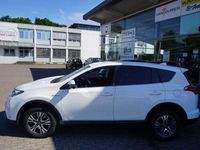 Gebraucht Toyota RAV4 114 PS (83 kW) 2018 Weiss Limousine